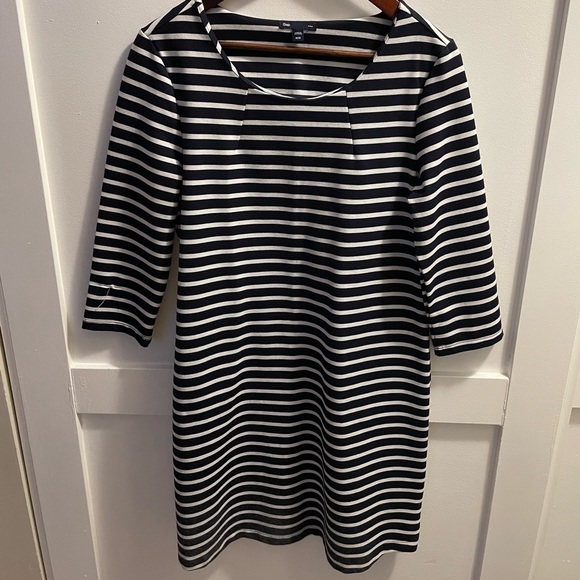 Striped Gap Dress - Picture 1 of 2